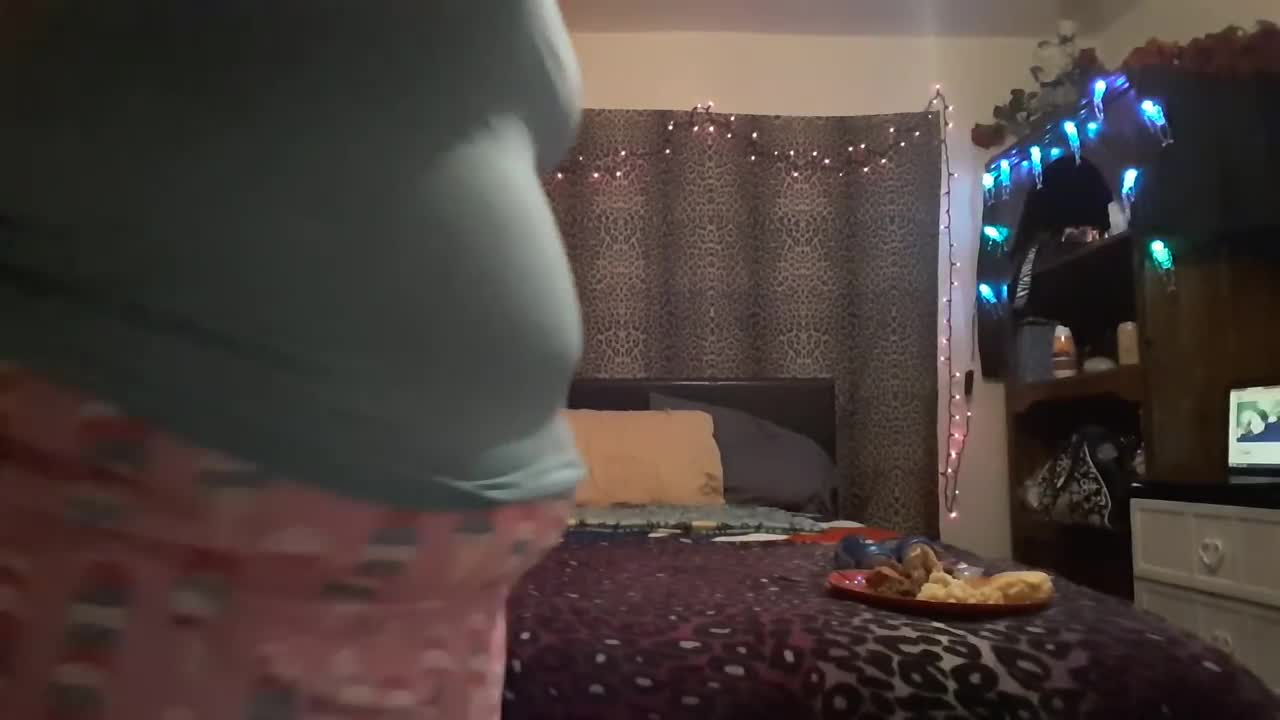 Ice cream Jammie & rolls galore