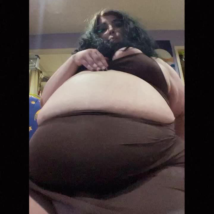 Cum On Fat Belly