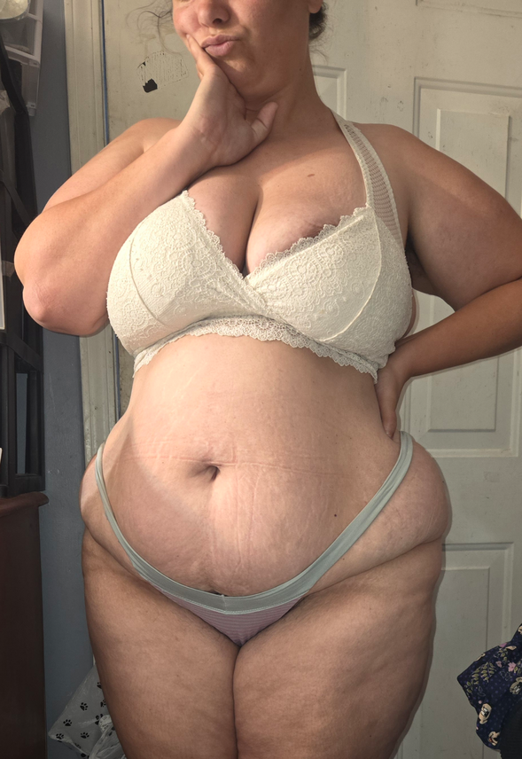 Feedism_abigailgray256_1jxfyby_1.png