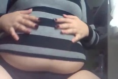 fat belly jiggle and play