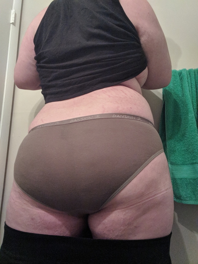 174173248553 did yall know i have a giant ass.jpg
