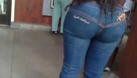 big latina booty.