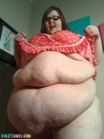 giant-ssbbw-double-belly