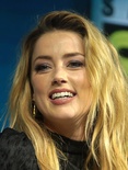 640px-Amber Heard (43055430314) (cropped)