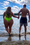 2 PAY-OBESE-CARE-WORKER-FINALLY-FINDS-LOVE-WITH-MAN-HALF-HER-SIZE (1)