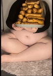 Such a greedy pig ????????????